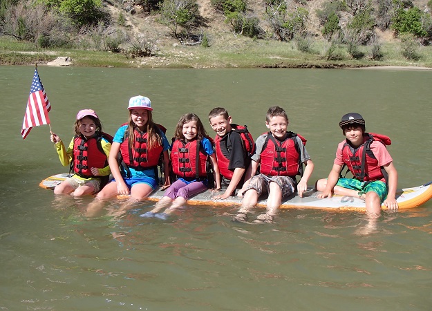 Colorado white water rafting trips for families
