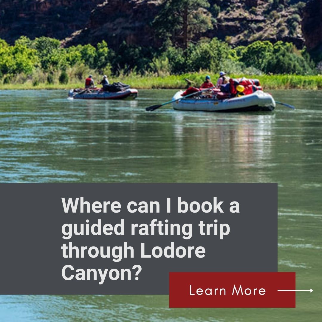 Rafting through Lodore Canyon on the Green River in Dinosaur National Monument